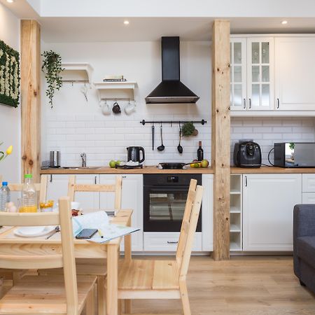 Inpoint Old Town Apartments Krakow Luaran gambar