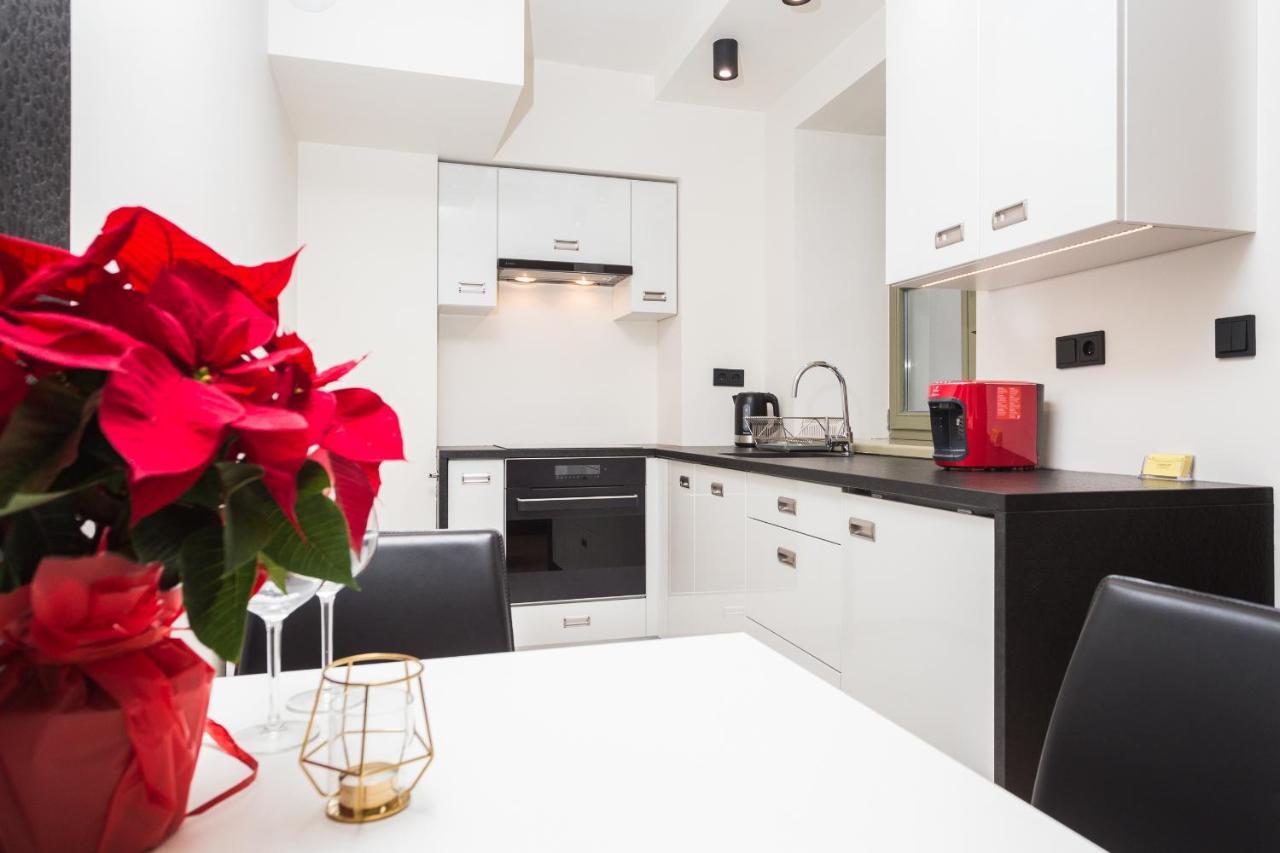 Inpoint Old Town Apartments Krakow Luaran gambar
